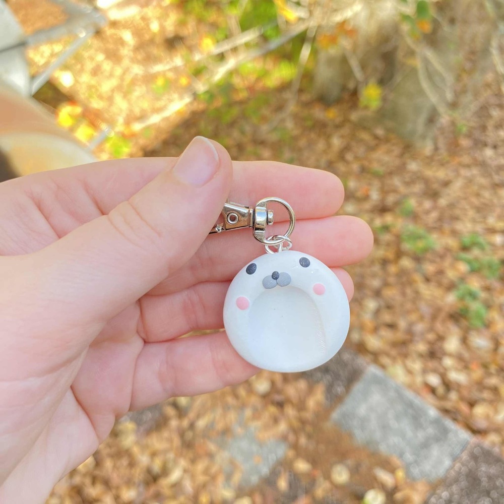 Seal WorryStone Keychain Matte - Picture 5 of 8